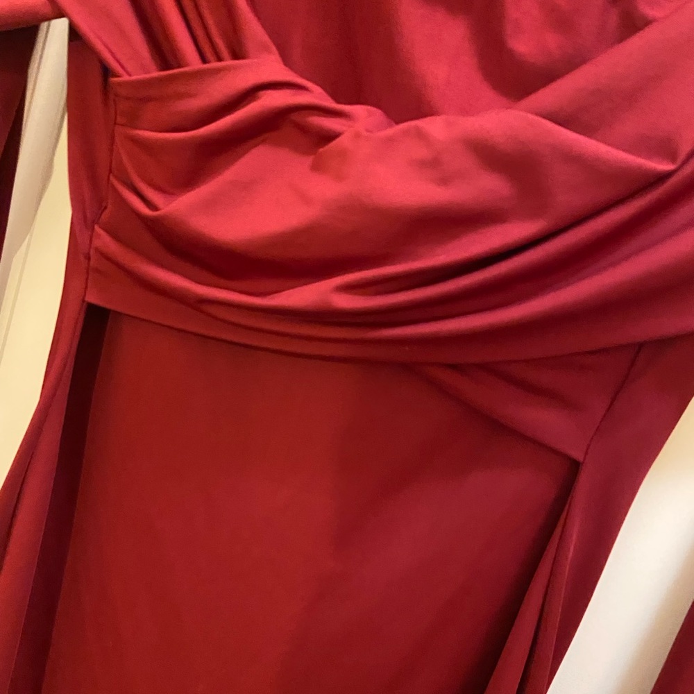 Dress - Picture 3 of 3